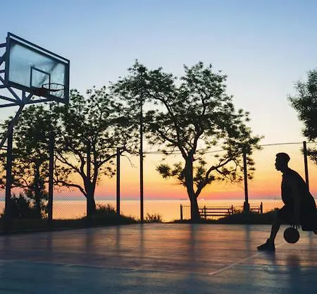Lux * Vlorë