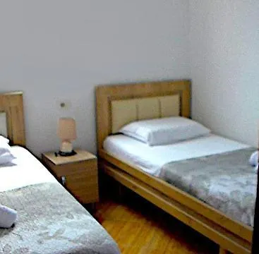 Lux Vlorë